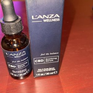 WELLNESS
SOOTHING SERUM